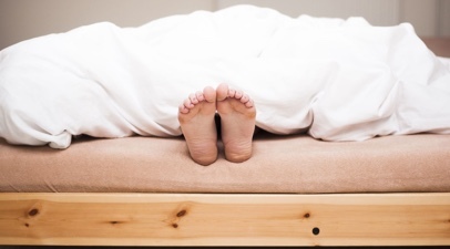 Feet cropped header